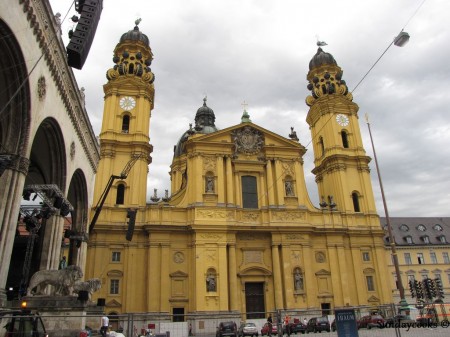 roteiro de viagem para munique - Odeonsplatz roteiro de viagem para munique - Odeonsplatz
