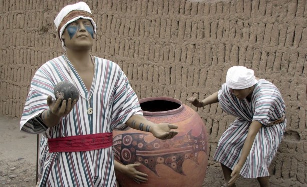 sitios arqueológicos de lima: Huaca Pucllana - sacerdotes