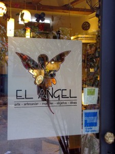 Artesanato em Buenos Aires - El Angel - entrada Artesanato em Buenos Aires - El Angel - entrada