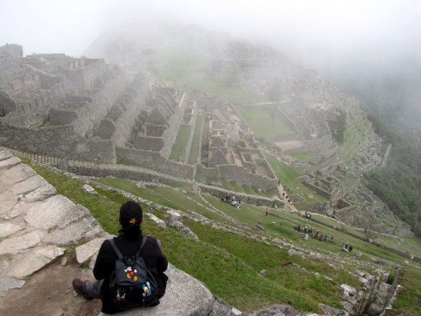 Melhor época para visitar Machu Picchu: Fog matinal, mas passou logo :)