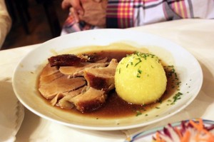 Augustiner Munique - Porco e batata Augustiner Munique - Porco e batata