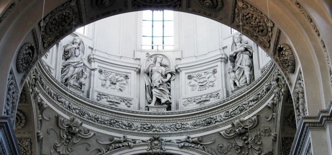 Centro histórico de Munique - Interior da Theatinekirche