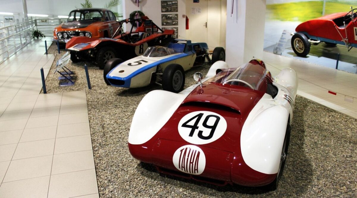 Tatra Museum - Carros de corrida