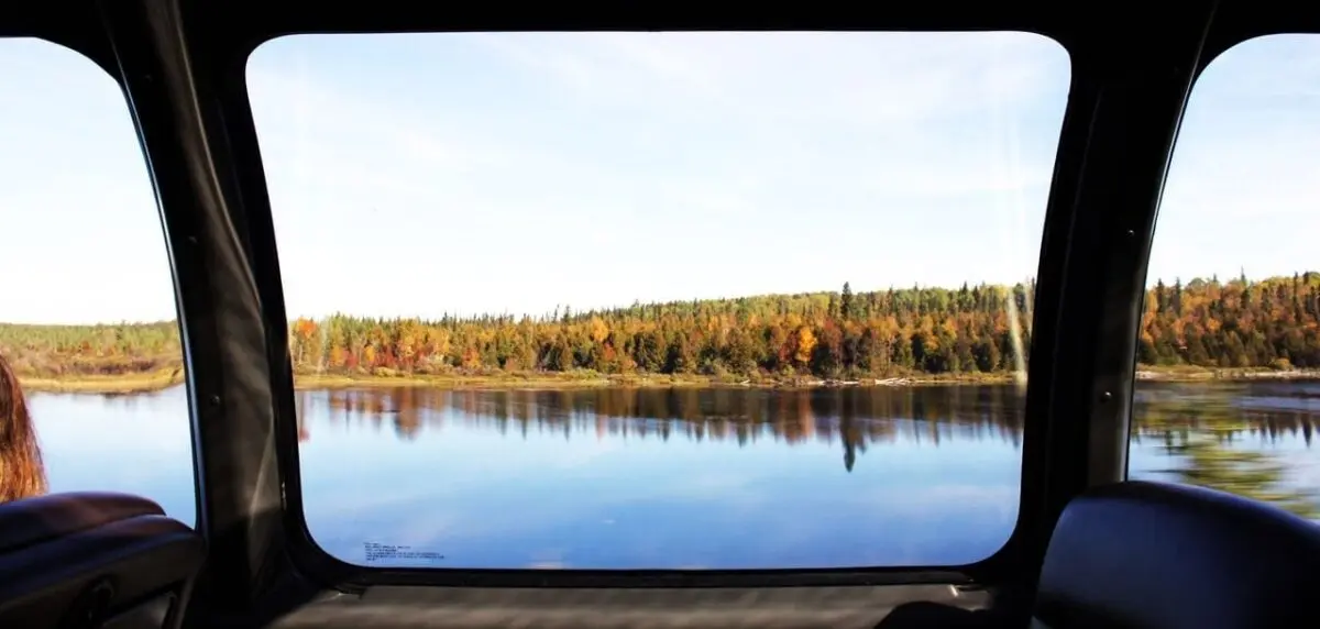 Viajar de trem no Canadá - The Canadian - paisagem dos lagos 5