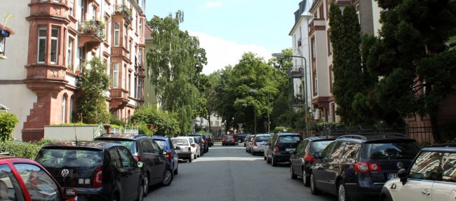 Dicas para dirigir na Alemanha - Falta de estacionamento nas ruas