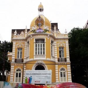 Montanhas - Sala Domingos Martins restaurada em frente ao Palácio Anchieta de Vitória