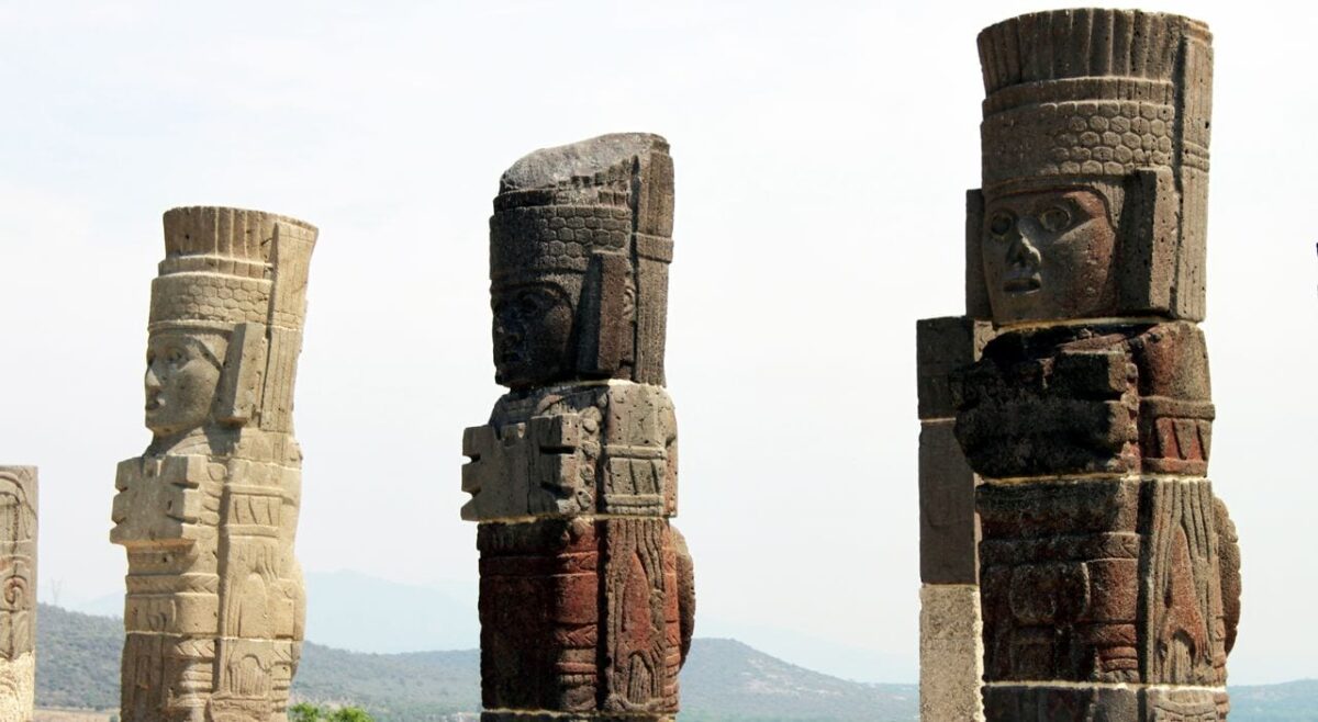 Pirâmides de Tula no México - Atlantes de Tula em detalhe