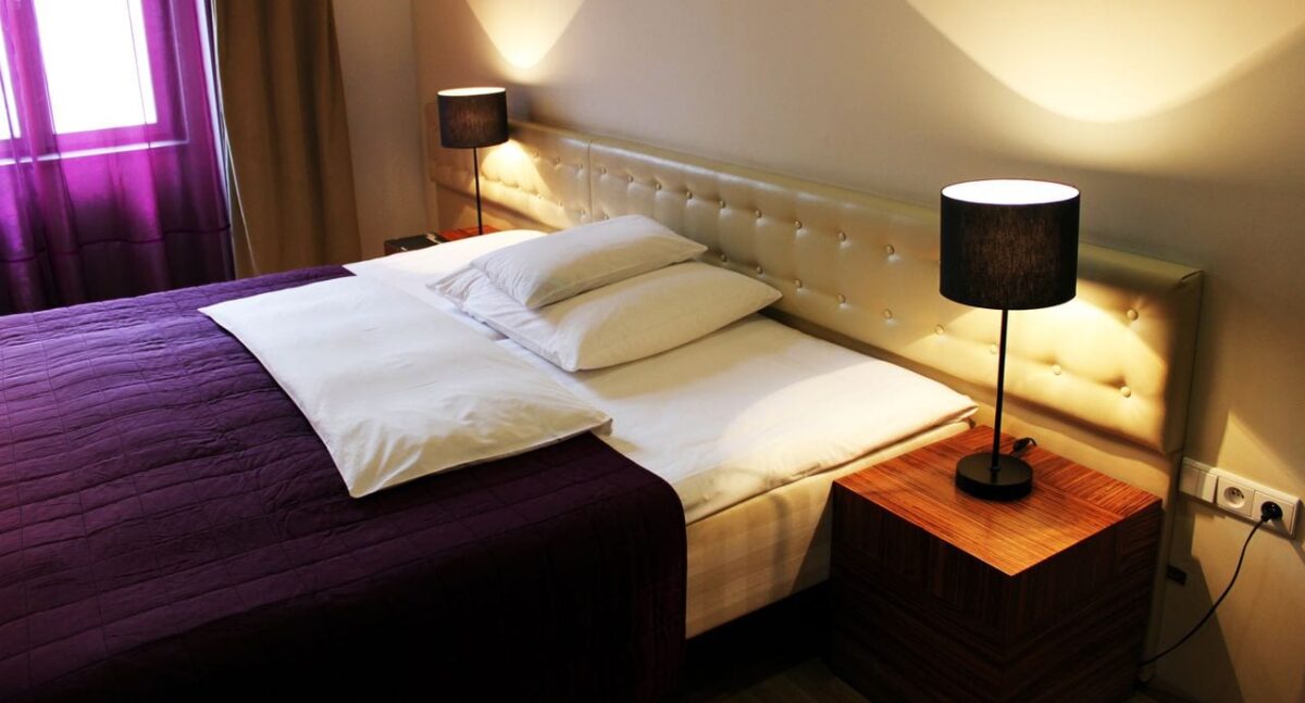 The Icon Hotel de Praga - Cabeceira da cama