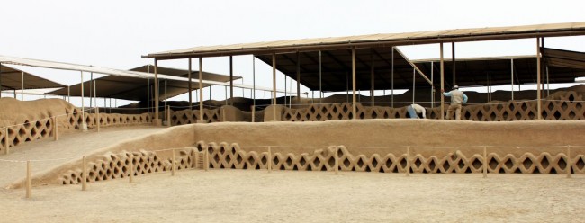Chan Chan Patrimônio da Unesco - Interior sendo restaurado 1
