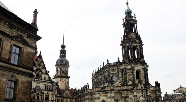 Dicas de viagem a Dresden - Cidade Velha Alstadt Vista para a catedral 2