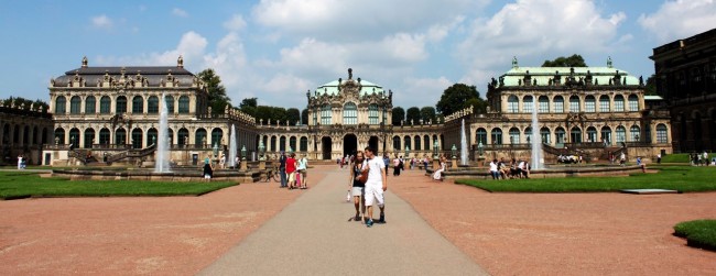 Dicas de viagem a Dresden - Cidade Velha Alstadt Zwinger de frente