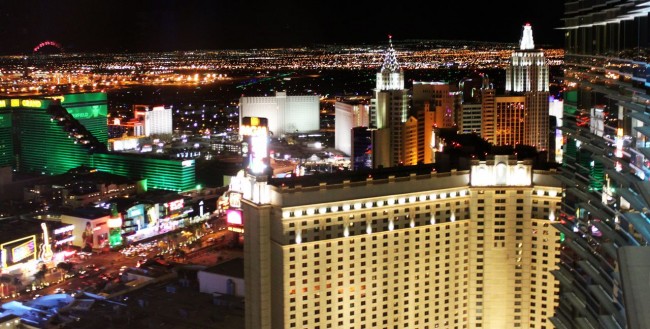 Onde ficar em Las Vegas - MGM Ao fundo de noite