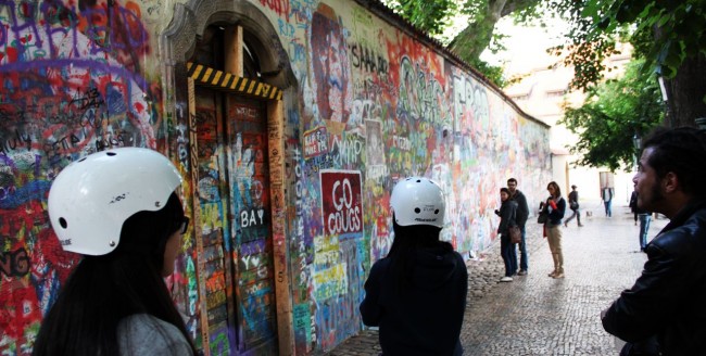 Segway tour em Praga - John Lennon Wall 1