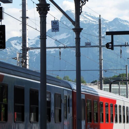 Dicas para viajar de trem na Alemanha - Estação de Salzburg Áustria