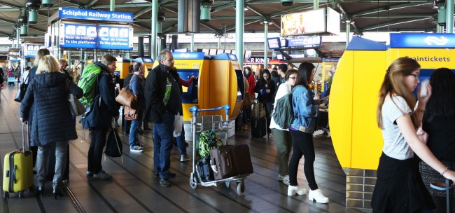 Amsterdam - como ir do aeroporto ao centro da cidade - 12