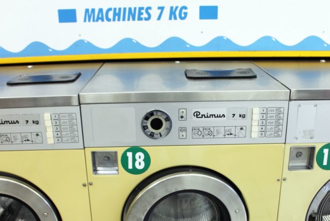 Como lavar roupa na Europa: lavandera - 02