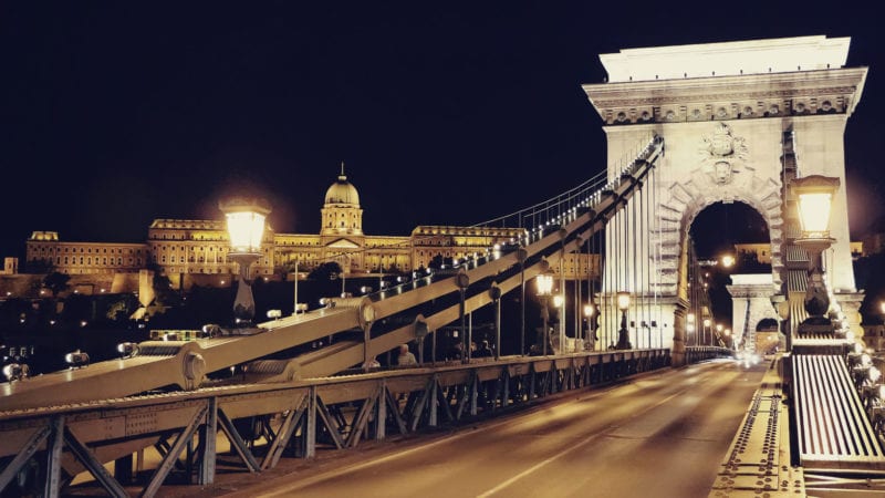 Onde comprar chip de internet 4G em Budapeste, na Hungria? Valores e pacotes de dados