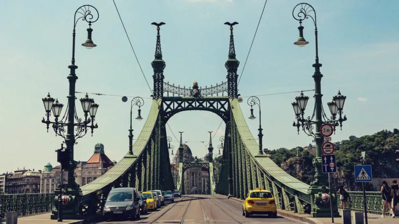 Como chegar em Budapeste saindo de Praga, Viena, Berlim e Munique de transporte público