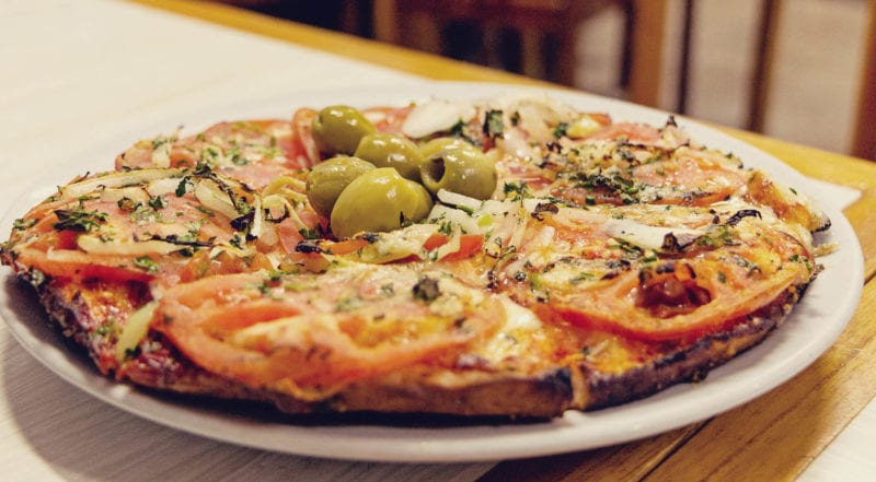 O que fazer em Buenos Aires gastando pouco - pizza argentina barata