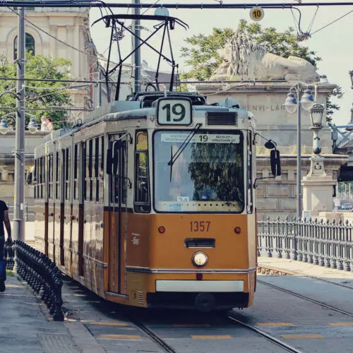 Usando o transporte público de Budapeste na Hungria 10