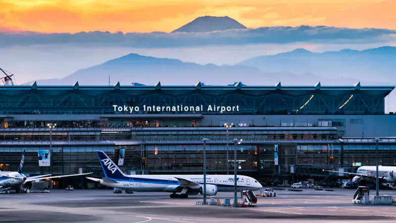 O atributo alt desta imagem está vazio. O nome do arquivo é como-chegar-ate-o-japao-aeroporto-800x450.jpg