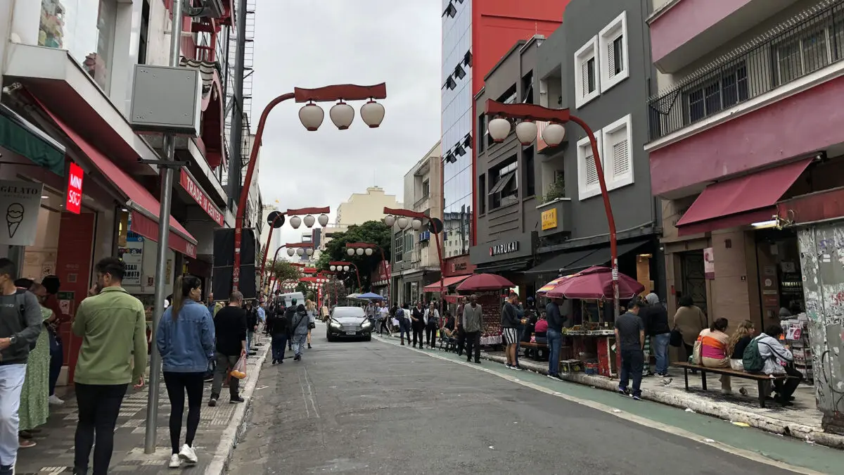 Vista para Rua Galvão Bueno, na Liberdade