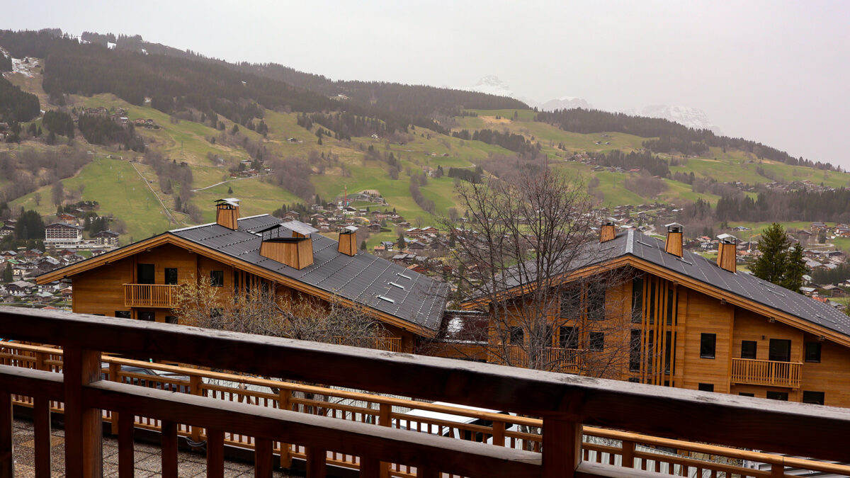 L'Arboisie Hotel Megève: vista da varanda