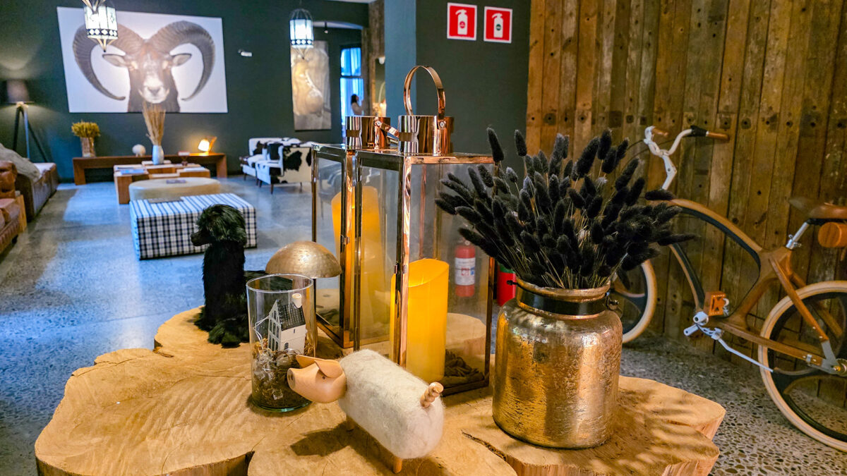 Onde ficar em Campos do Jordão: Ort Hotel, charme e muita personalidade 20 Onde ficar em Campos? ORT Hotel em Campos do Jordão, um dos melhores hotéis do Brasil - recepção