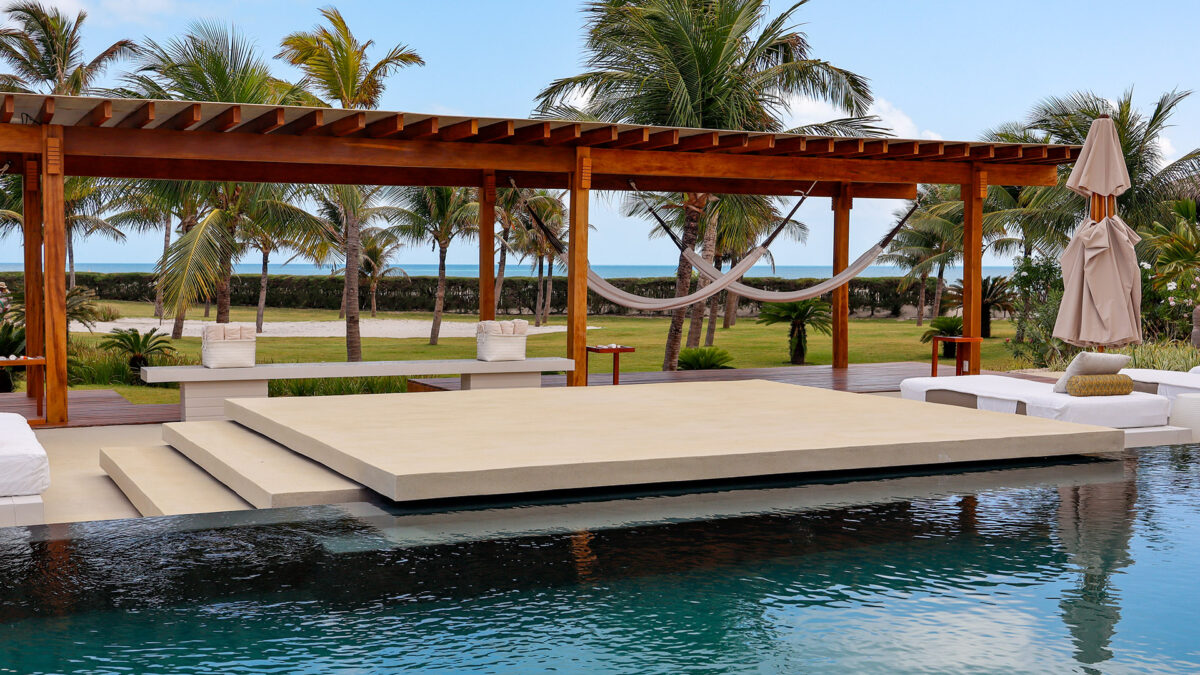 Casana Hotel: luxo intimista à beira-mar na Praia do Preá, no Ceará 6 Casana Hotel na Praia do Preá, Ceará - piscina e mar ao fundo